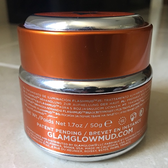 GLAMGLOW
FLASHMUD Brightening Treatment Mask - Picture 3 of 4
